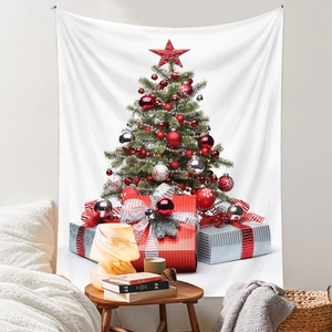 Dettaglio dell'arazzo con albero di Natale e regali in una calda scena da camera