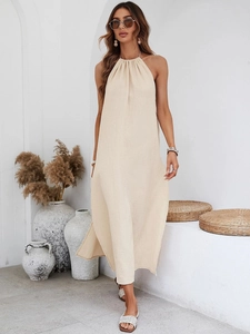 Abito lungo beige allacciato al collo in cotone e lino per vacanze al mare