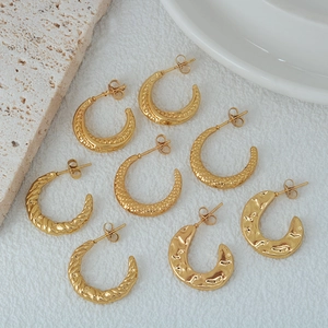Minimalist Stainless Steel C Shaped Hoop Earrings For Women Fashion Electroplated Gold Silver Textured Geometric Earring Jewelry
