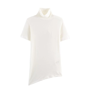 T-shirt blanc à col montant pour femme avec manches courtes et ourlet asymétrique