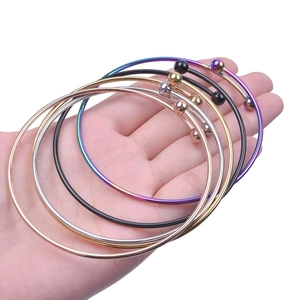Set of five adjustable titanium steel open bracelets in rose gold, gold, silver, black and rainbow