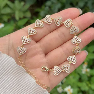 Bracciale a cuore regolabile placcato oro 18k con cristalli di zircone e maglie