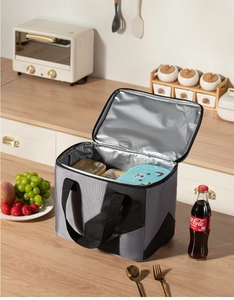 Close-up of insulated lunch bag with thick aluminum foil lining for thermal storage