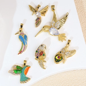 Hummingbird Parrot Bird Pendant Charms Copper Gold Plated Colorful Cubic Zirconia Enamel Jewelry Making Accessories Women