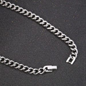 Collana a doppia catena cubana in acciaio inossidabile argento con chiusura a scatola