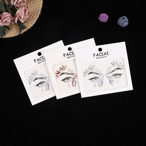 Bijoux de visage avec strass pour maquillage de festival et décorations de fête