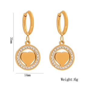 Boucles d'oreilles cœur en acier doré avec strass et détails de taille 31mm