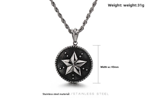 Vue détaillée du pendentif pentagramme de 40 mm en acier inoxydable avec ses dimensions