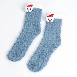 Blaue flauschige Korallenfleece-Socken mit 3D-Weihnachtsmann-Puppe und weichem Plüsch