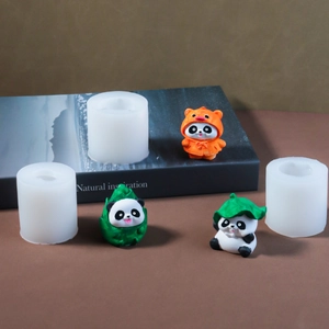 Vista detallada de moldes de silicona de panda 3D DIY con figuras de panda de resina