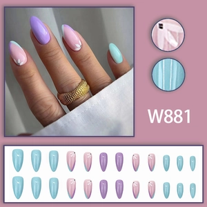 Faux ongles amande avec motifs floraux violet rose et vert lot de 24 pièces
