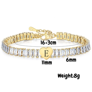 Gold tennis bracelet with zircon heart charm and size details: 16+3cm length, 11mm width