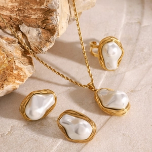 French vintage 18k gold plated titanium steel jewelry set with baroque pearls on stone