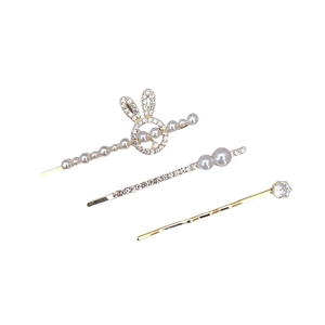Three-piece rabbit hair clip set with sparkling crystals and elegant pearls for women