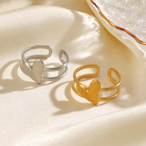 Minimalist double layer heart-shaped open rings in polished gold and silver steel finish
