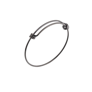 Detail of 1.8mm adjustable black stainless steel wire coil bracelet with sliding knots