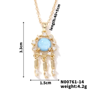 Detailed view of starry sky necklace with dimensions, weight and golden feather pendant