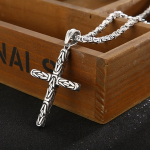 Retro stainless steel cross pendant with thick Byzantine chain necklace for men