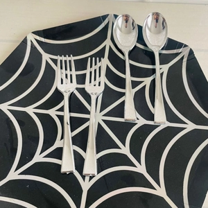 Halloween disposable silver plastic cutlery set with spider web paper plate for parties