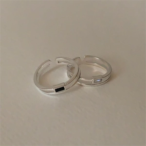 Set of two 925 sterling silver open rings with black and white rectangular zircon stones