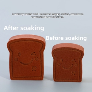 Comparison of toast-shaped makeup sponge before and after soaking, expanding in size