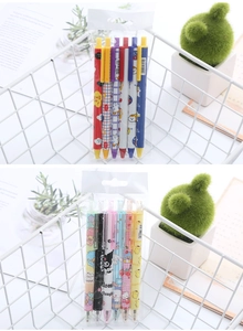 Close-up of 12 retractable cartoon gel pens featuring Sanrio characters in a creative set
