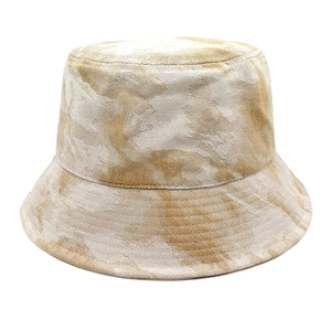 Fashionable beige and white tie-dye jacquard bucket hat for outdoor casual sun protection