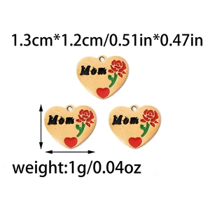 Detail view of heart-shaped gold pendants with red rose and Mom text, 1.3cm size