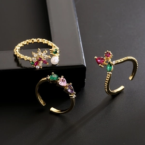 Irregular 18K gold plated ring set with colorful zircon and pearl details