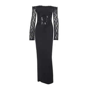 Robe longue noire élégante à épaules dénudées avec manches en dentelle et coupe slim