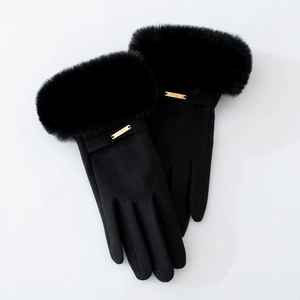 Winter thermal gloves for women with black velvet fabric and elegant faux fur cuffs