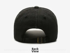Detailansicht der Vintage-Jeans-Baseballkappe mit verstellbarer Bronzeschnalle hinten