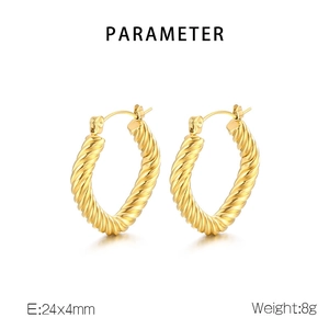 Macro view of golden cable twisted square earrings with 24x4mm size and 8g weight detail