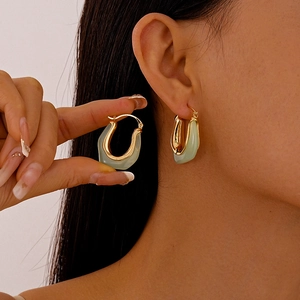 U-Shaped Hoop Earrings With Resin And Copper Geometric Irregular Style Silver Earring Post For Women Elegant Jewelry