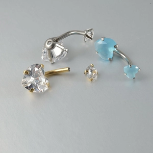 Double zircon heart belly piercing in stainless steel with silver and gold plating