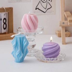 Creative geometric aromatherapy candle set in pink blue and purple pastel colors