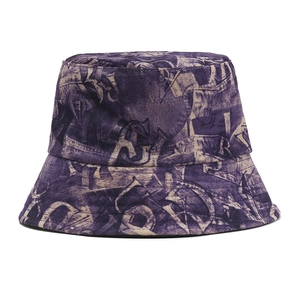 Bob style graffiti avec lettres de rue sur toile de coton beige et violette moderne