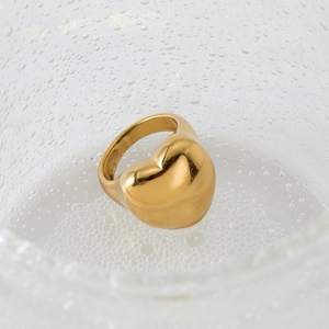 Chunky gold heart ring in stainless steel with polished mirror finish and bold design