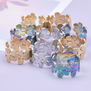 Adjustable floral pattern 304 stainless steel open rings in gold, silver and rainbow colors