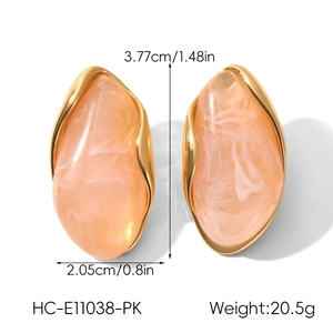 Size specifications of pink resin earrings with 18k gold plated stainless steel edges