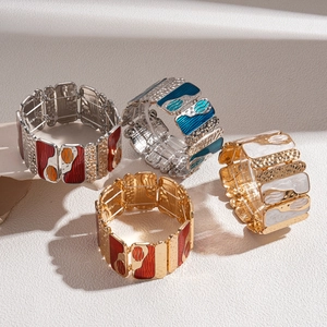 Retro geometric wide stretch bracelets with enamel texture in gold and silver finish