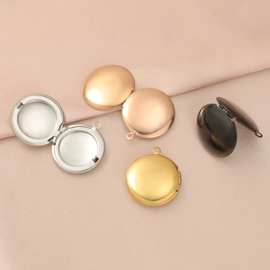 Polished round 316L stainless steel photo lockets in gold, silver, rose gold and black