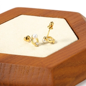 Boucles D'oreilles Puces Künstliche Perle Zircone Plaqué Or 18K Cuivre Design Géométrique Bijoux Mode Simples Pour Femmes