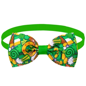 Papillon verde per animali con trifoglio e monete d'oro per San Patrizio per cani e gatti
