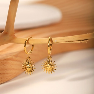 French vintage 18k gold plated sun face charm hoop earrings with high metal texture