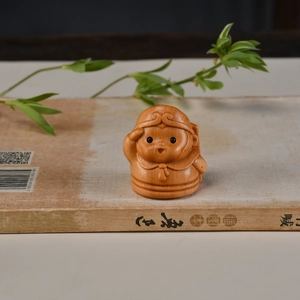 Figurine de Sun Wukong en bois de thuya faite main décoration de bureau zen
