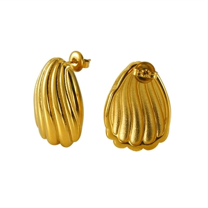 Textured 18k gold plated stainless steel shell-style stud earrings with butterfly back