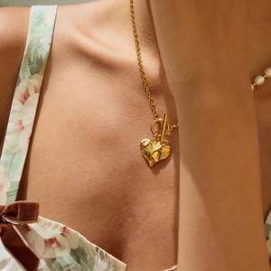 18K gold plated freshwater pearl necklace featuring a 3D heart pendant and toggle clasp
