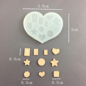 Detailed heart silicone mold showing DIY miniature resin biscuit dimensions and textures