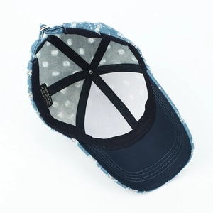 Casquette de baseball en jean délavé avec sequins et doublure en coton pur à 100%